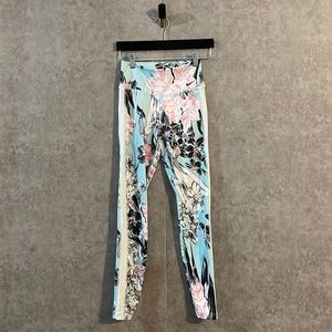 Nike Pro Dri Fit Mint Blue Floral Print Mesh Panel Leggings Pink White Sky Blue